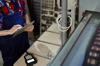 Temperatūros daviklių priežiūra: kokie signalai rodo, kad reikia keisti?