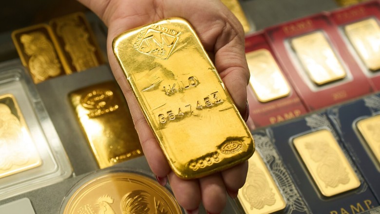 Brangstant auksui, ekonomistai įspėja: papuošalai nėra investicinė vertybė