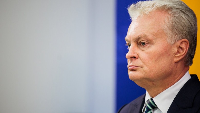 Nausėda ragina valdyti emocijas, su Šakaliene kalbės ir apie konfliktą, ir apie jos ateitį