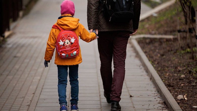 Prezidentas: svarstoma siūlyti nulinį GPM šeimų su vaikais pajamoms iki vieno VDU