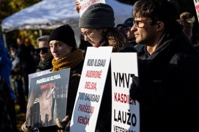 Proteste – raginimai VMVT imtis sprendimų dėl paršelių kastracijos be nuskausminamųjų