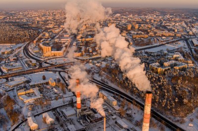Seimo komisija siūlo plėsti paskatas šilumos tiekėjams modernizuoti tinklus