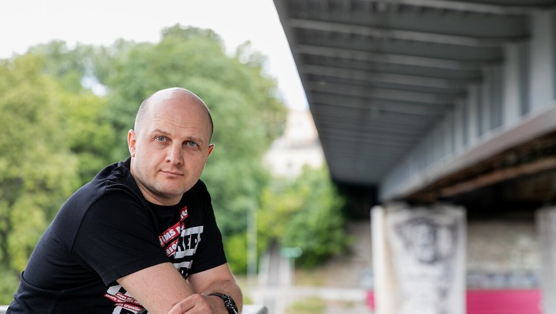 Teismui perduota prekybos poveikiu byla, kurioje vienas įtariamųjų – žurnalistas Dargis